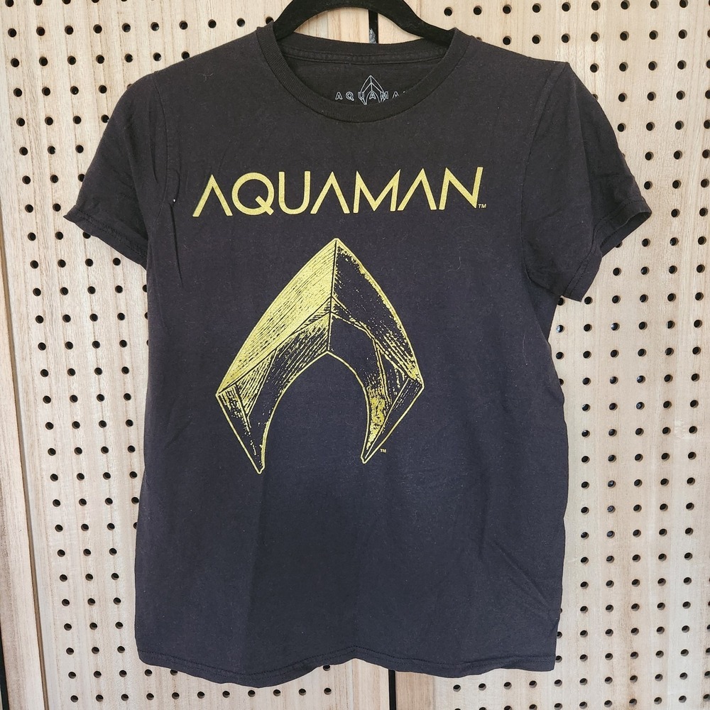 Justice League Aquaman Men's Black Cotton Graphic Print T-Shirt Size Small Momoa